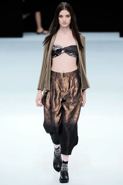 Look 21